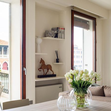 Grand Canal Luxury Apartment With Terrace R&R Βενετία Εξωτερικό φωτογραφία